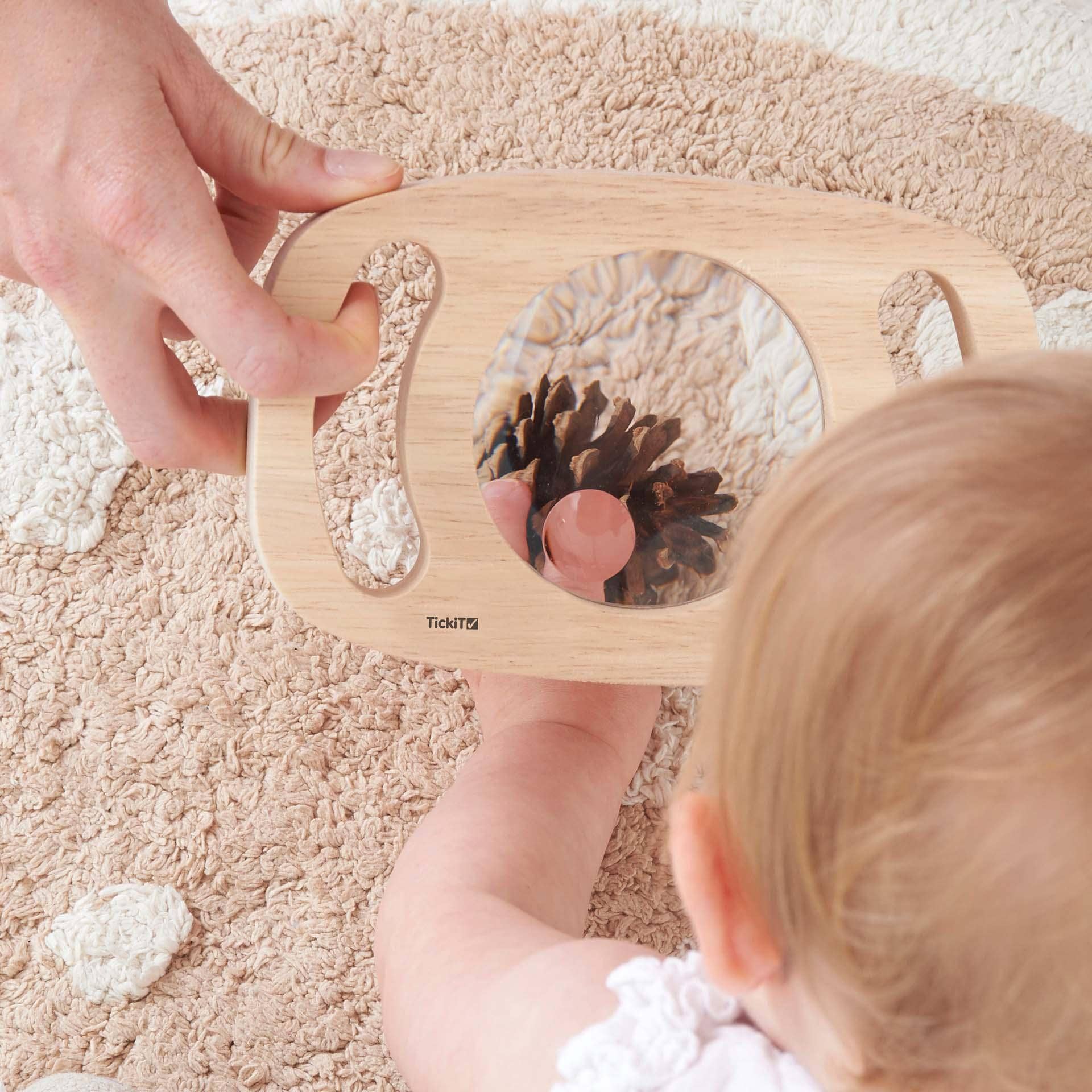 LondonTreeHouses™ – Montessori Easy Hold Magnifier for Kids