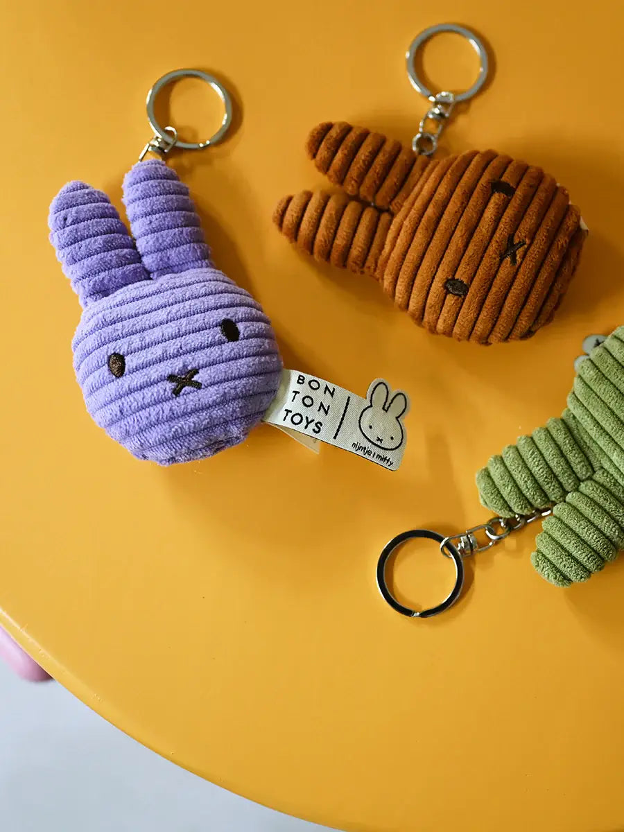 LondonTreeHouses™ – Eco Corduroy Bunny Keyring (10cm, Cinnamon)